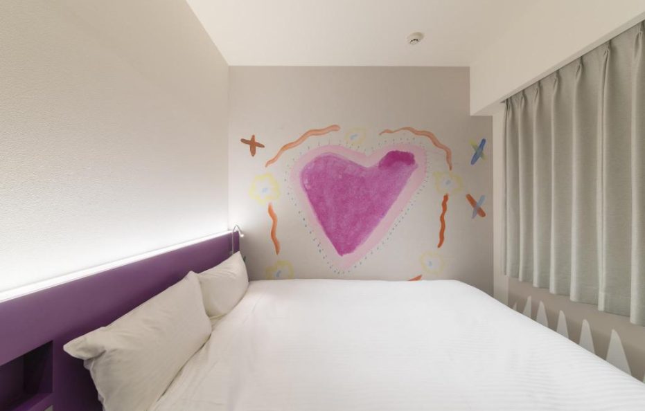 DOUBLE BED ROOM